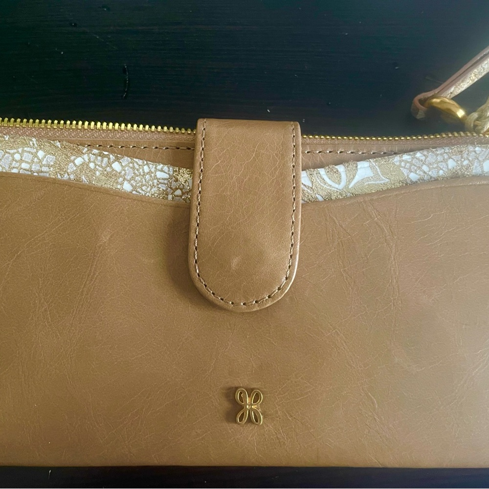 HOBO Cashmere  max continental leather wallet - Picture 3 of 10